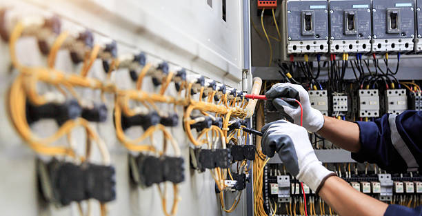 Professional Electrician technician working in La Mirada, CA